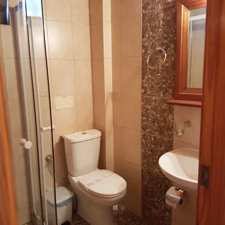 Apart-hotel Nontas 3*