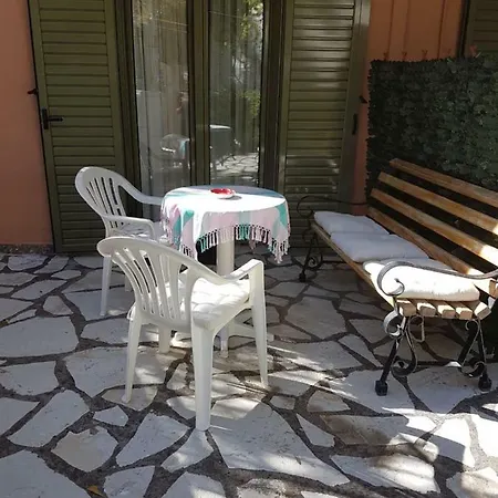 Nontas Lejlighedshotel 3*