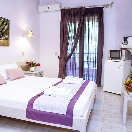 Nontas - With Sea & Mountain View Appart hôtel 3*